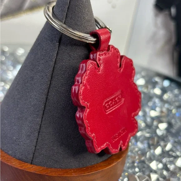 Coach RARE vintage poppy flower APPLIQUÉ key chain EUC - Picture 11 of 11